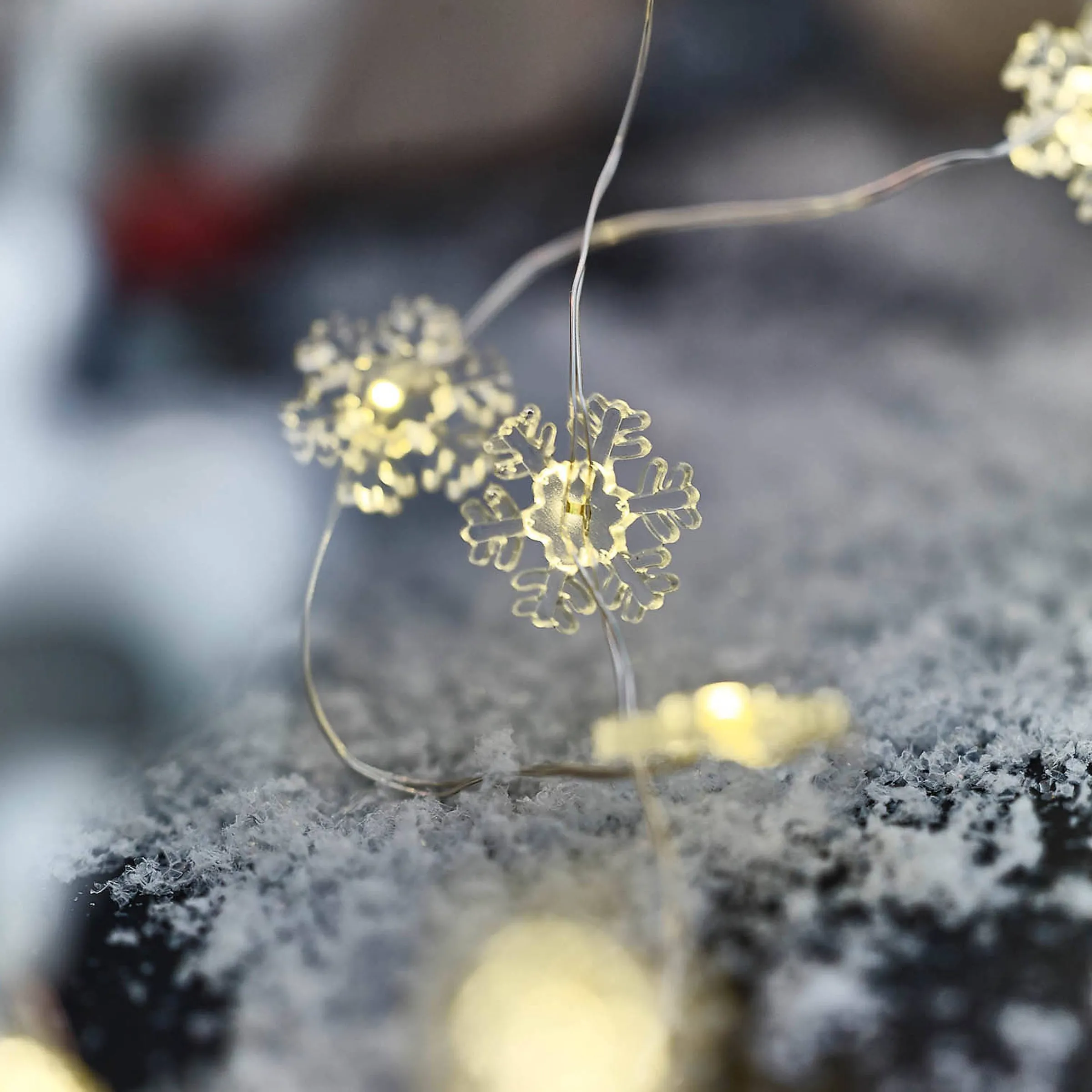 Depot Adventskranz-Deko^Led-Lichterkette Mini-Schneeflocke